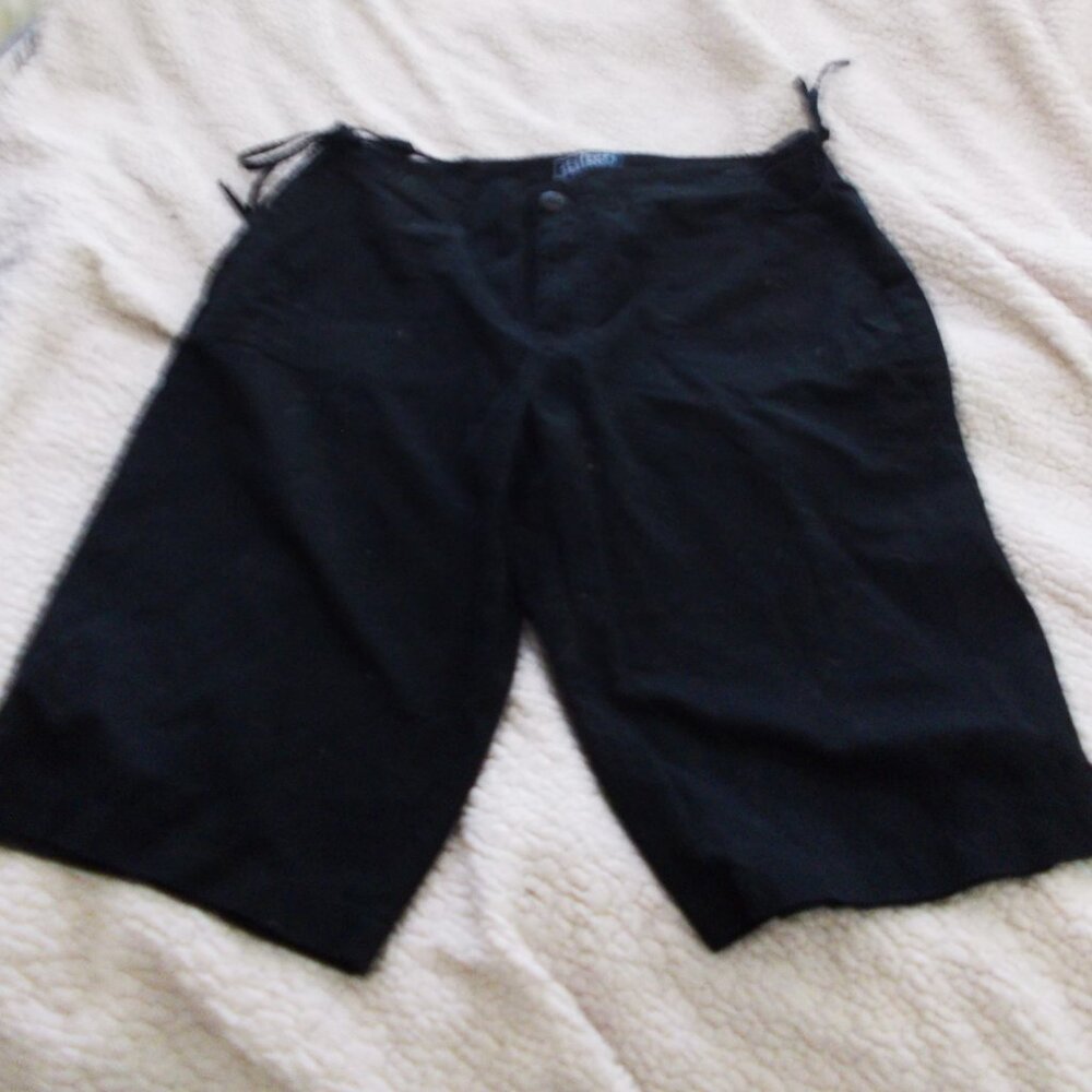 💕 3/$25 💕 Allison Brittney Black Bermuda Cotton Shorts Size 8